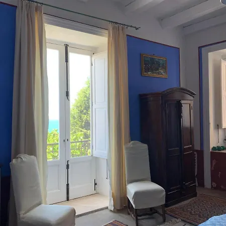 Palazzo Carratelli *