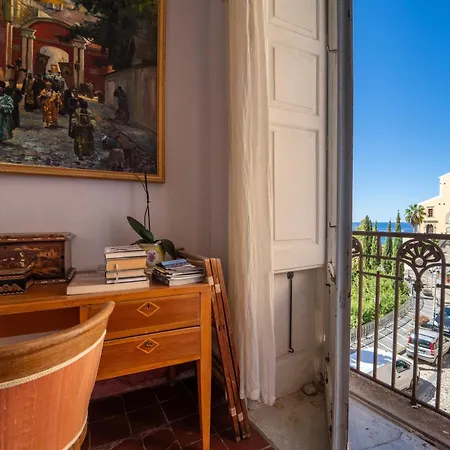 Palazzo Carratelli Apartment