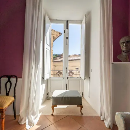 Palazzo Carratelli Apartment