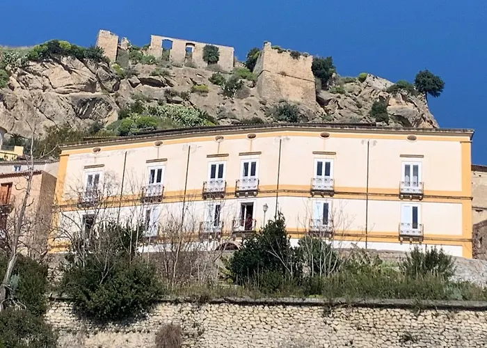 Palazzo Carratelli Amantea