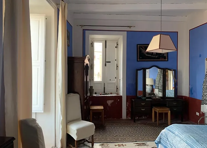 Palazzo Carratelli * Amantea